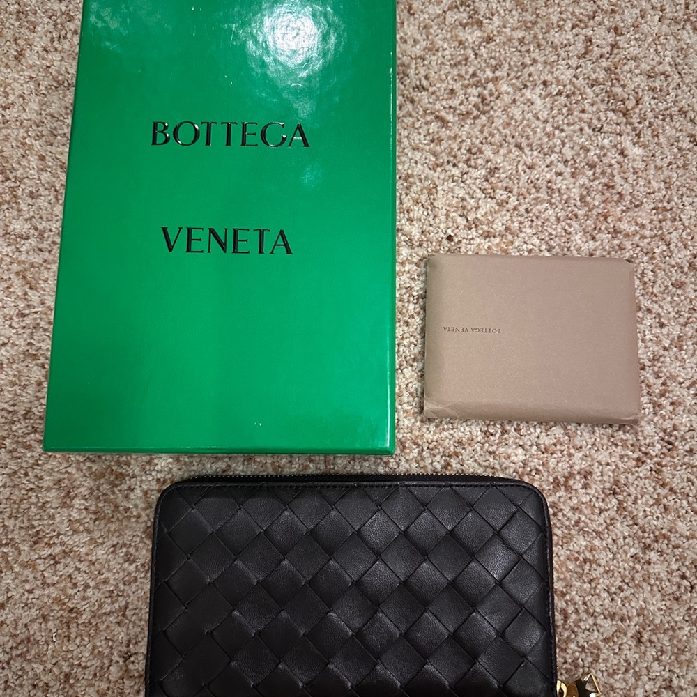 Bottega Veneta Black Intrecciato Leather Wallet